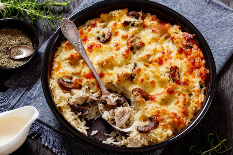 5 receitas de arroz de forno ricas em proteínas para o almoço