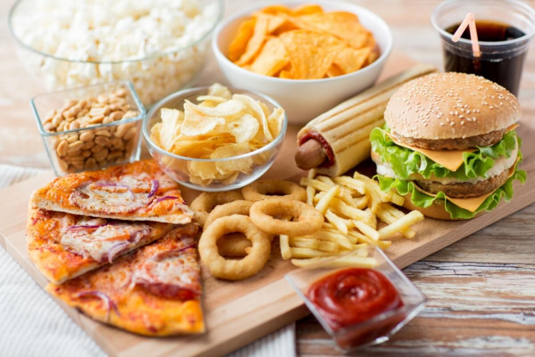 Veja os perigos dos alimentos ultraprocessados para a saúde